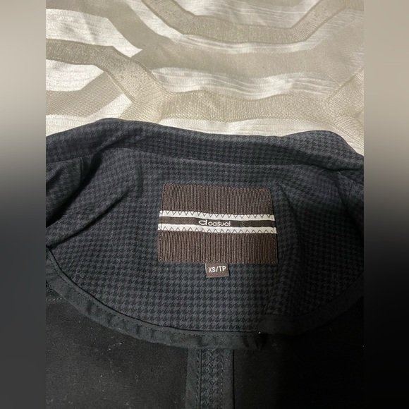 DYNAMITE Black/Gray Checkered Fitted Button Detail Jacket, Coat. Size XS - Picture 9 of 11